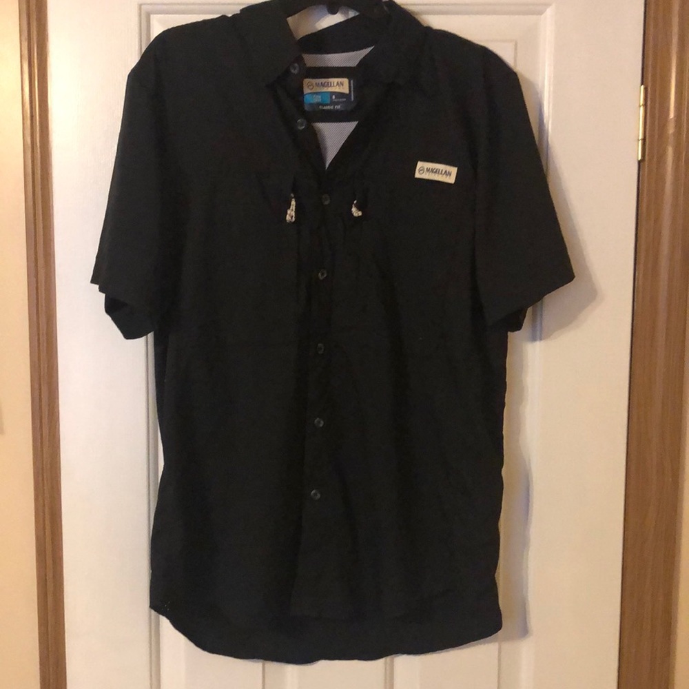 Mens Small Fishing shirt.